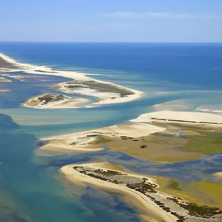 호텔 Real Marina &