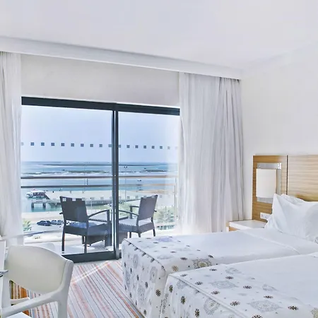 Real Marina & Hotell