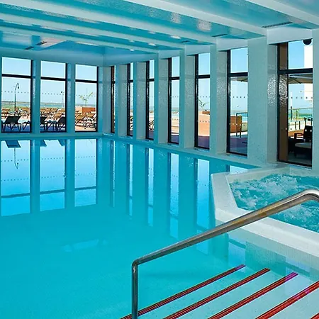 Hotell Real Marina & 5*
